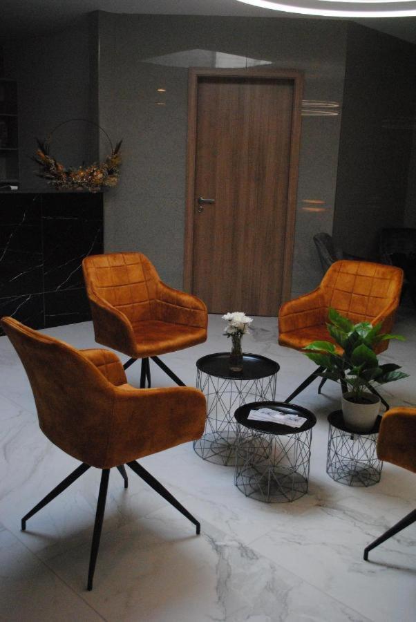 Hotel Flora Schwäbisch Gmünd Εξωτερικό φωτογραφία