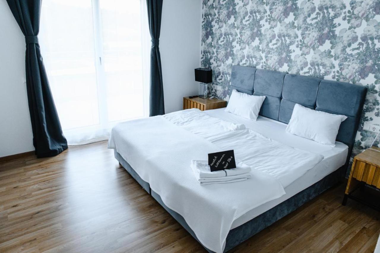 Hotel Flora Schwäbisch Gmünd Εξωτερικό φωτογραφία